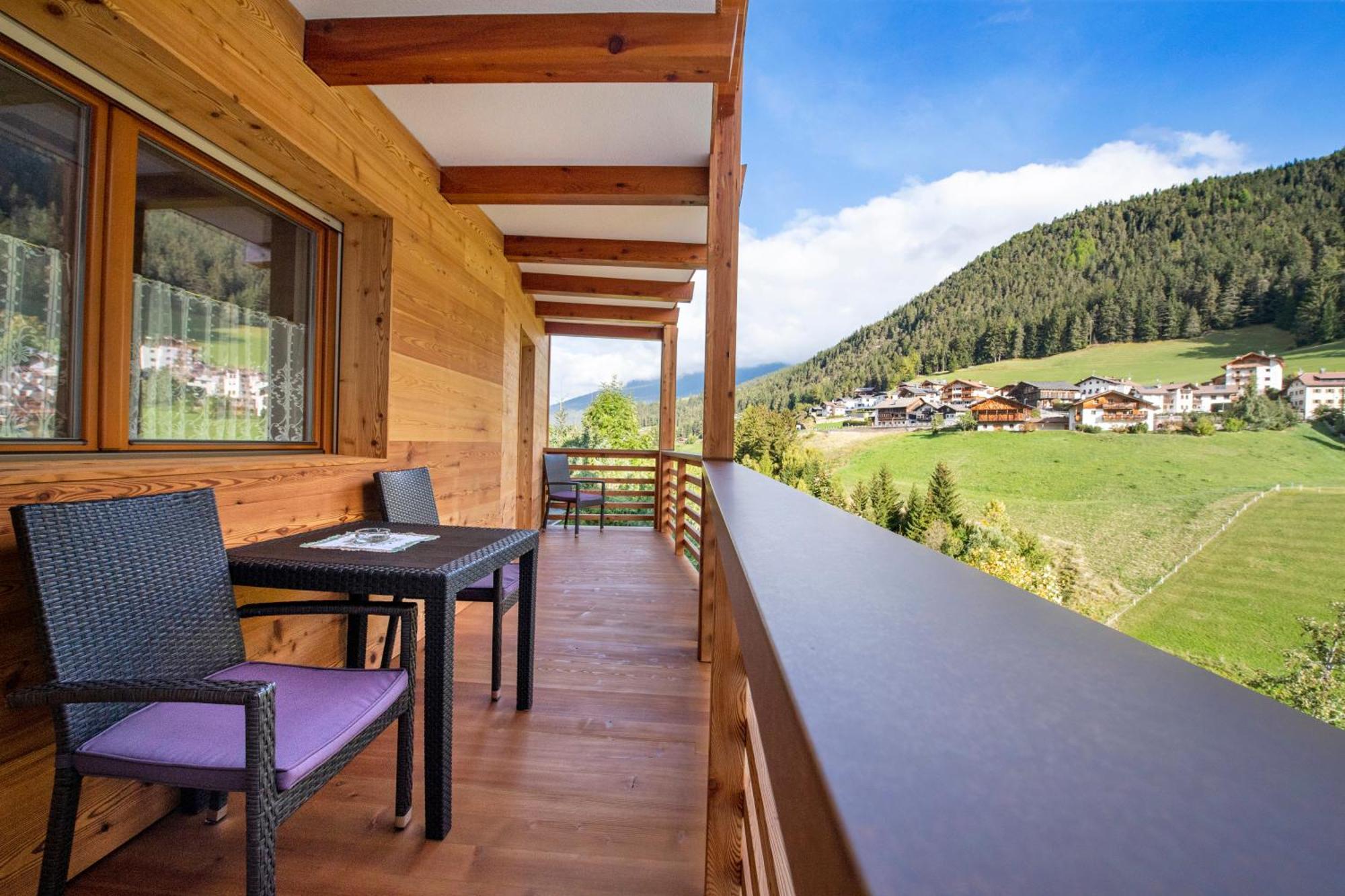 Apartments La Rives Santa Cristina Val Gardena Exterior foto